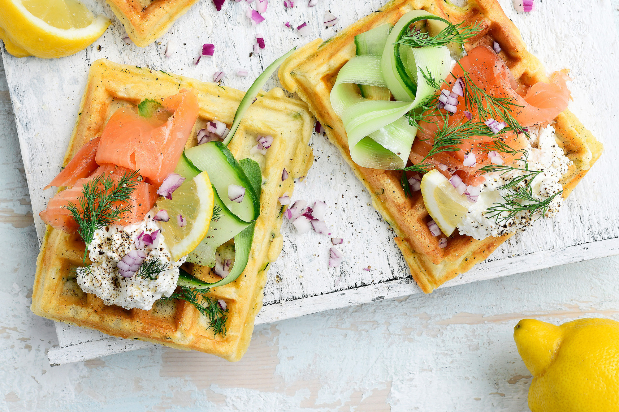 Courgettewafels met gerookte zalm